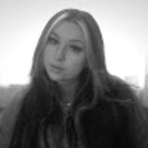 Meet your Posher, Daniella